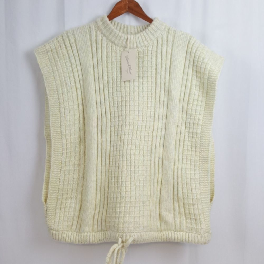 Universal Thread OSFM Sweater Tank - Picture 2 of 8